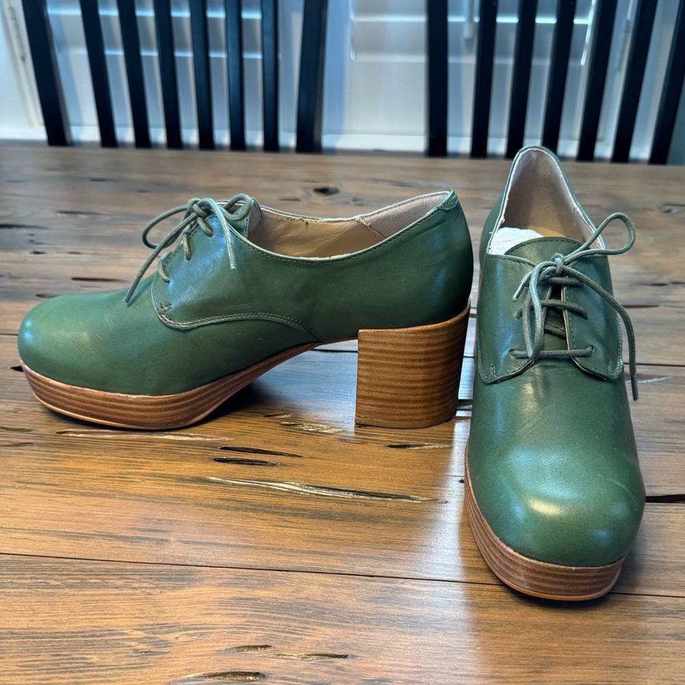 Green Lace-Up Platform Heels for Women